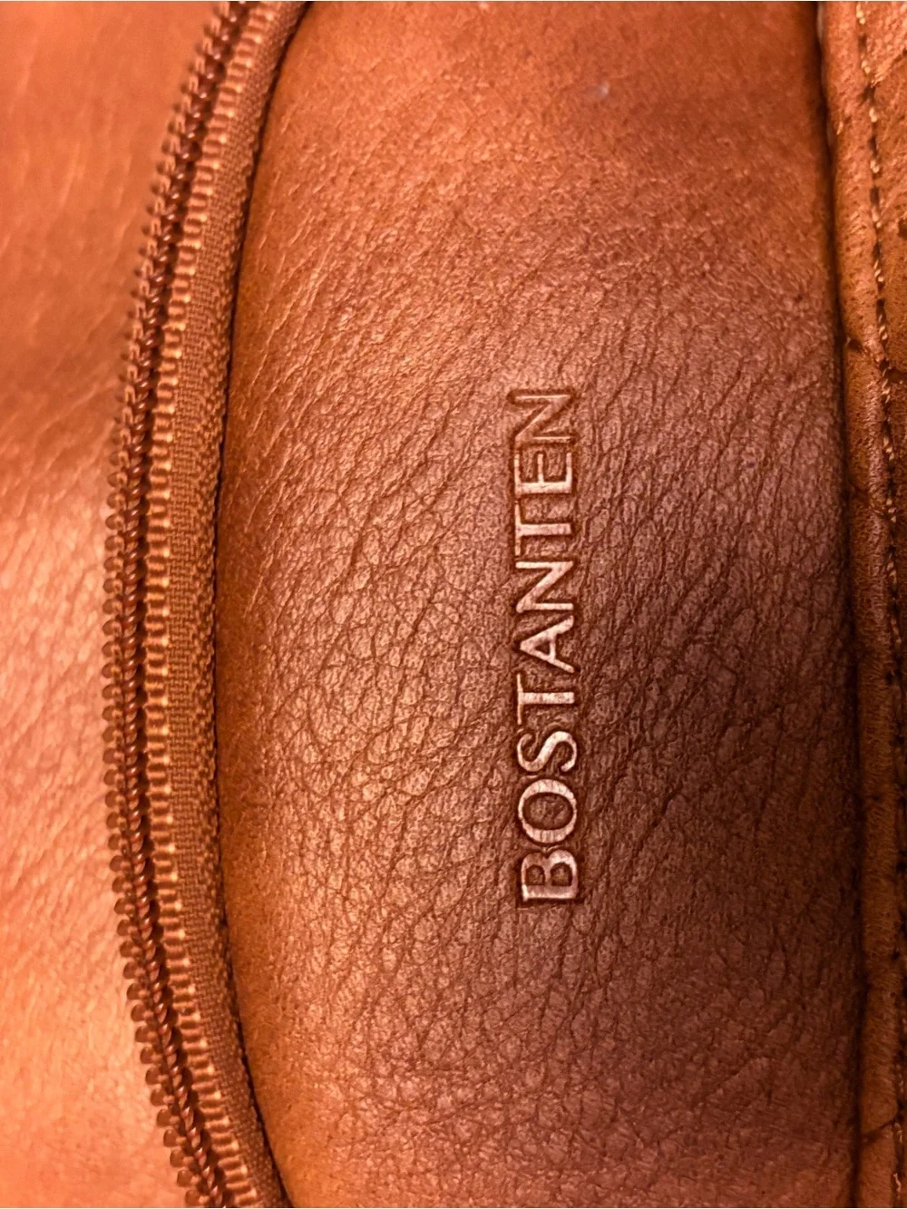Quilted Tan Crossbody Bag and Wallet Set with Patterned Strap - Unknown Brand
